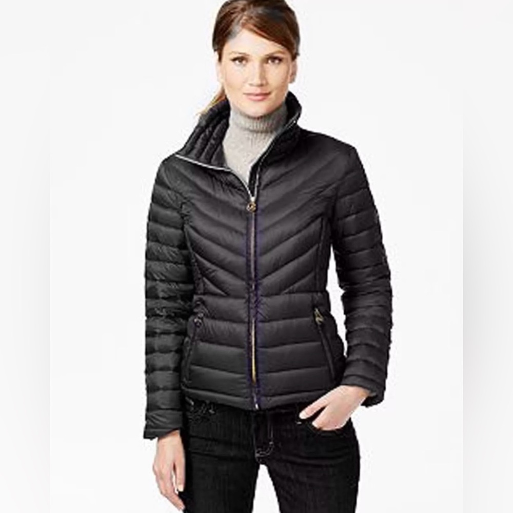MICHAEL Michael Kors Packable
Quilted Down Puffer Coat Black Size XS
